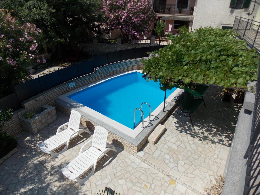 Aurelia Apartment Ližnjan Екстериор снимка